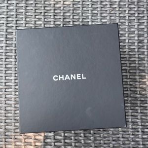 CHANEL box